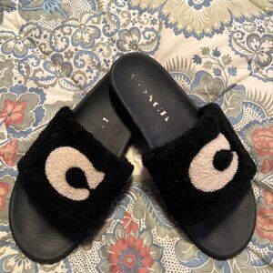 Coach (authentic) Sherpa style slides Size 10